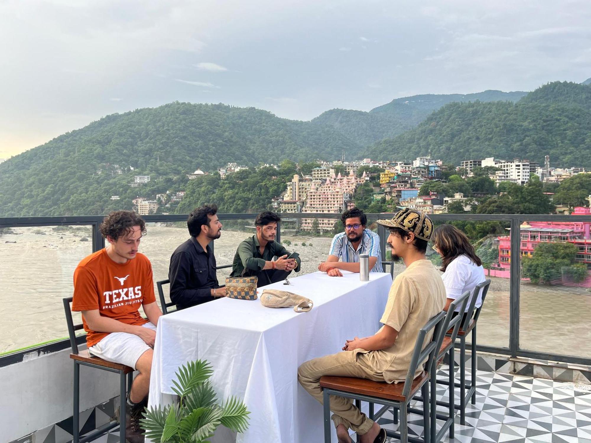 Hostel Joey'S By The Ganges Rishīkesh Exterior foto