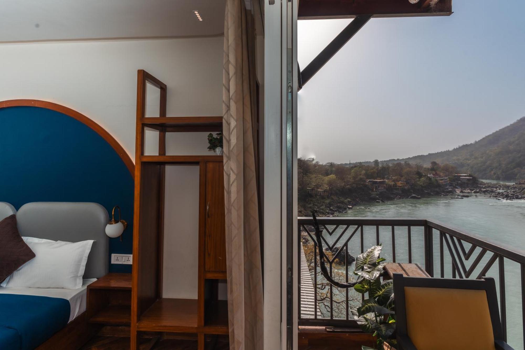Hostel Joey'S By The Ganges Rishīkesh Exterior foto